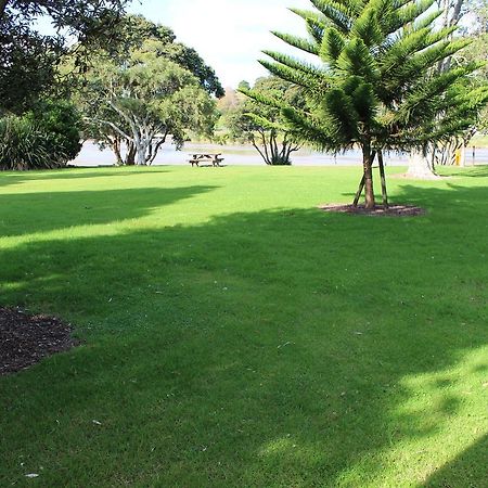 Urenui Beach Camp Exterior photo