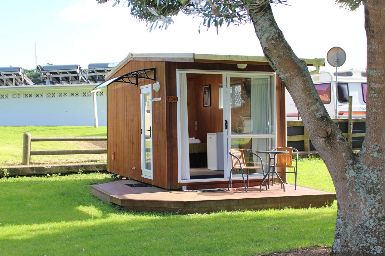 Urenui Beach Camp Exterior photo